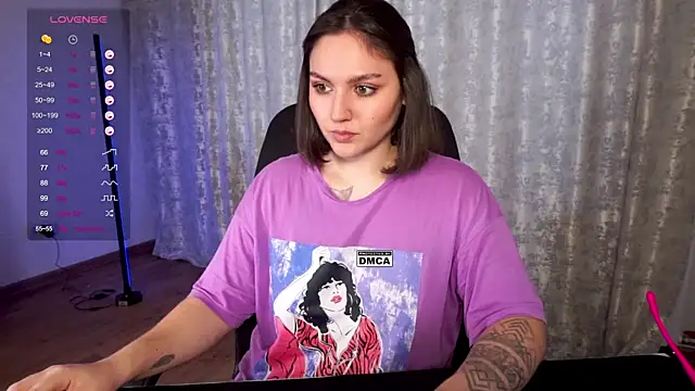 Snapshot of Hoot_owl_cb chatting on 11.29.25 Hoot owl cb online show from 11.29.25