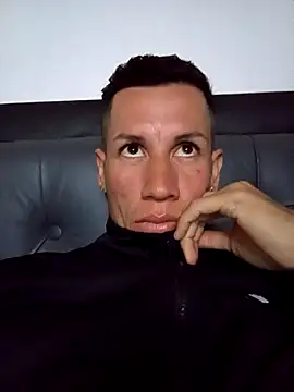 FlacoDani online show from 10.22.25