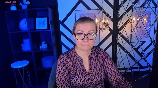 AlexandraKind online show from 03.03.25