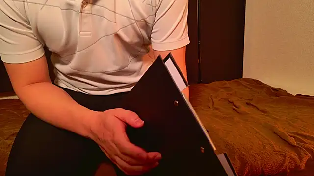 Snapshot of undo-busoku69 chatting on 02.11.25 undo-busoku69 online show from 02.11.25