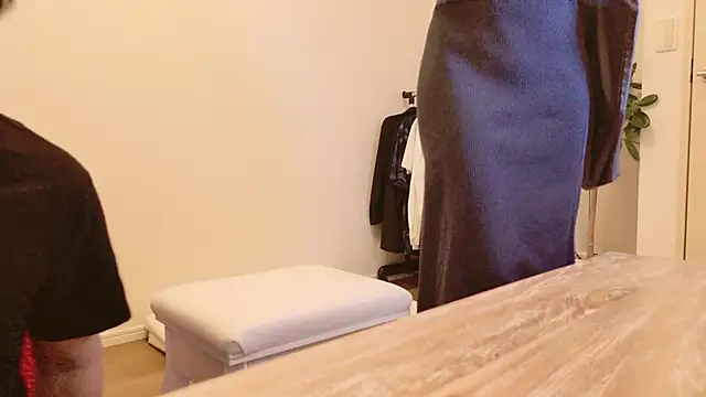 Snapshot of undo-busoku69 chatting on 11.18.25 undo-busoku69 online show from 11.18.25