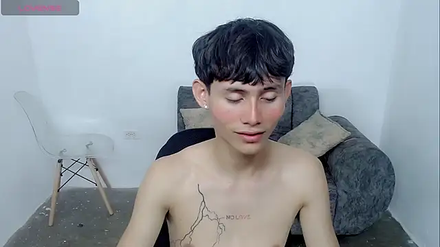 Snapshot of tanjiro_cute chatting on 12.16.24 tanjiro cute online show from 12.16.24