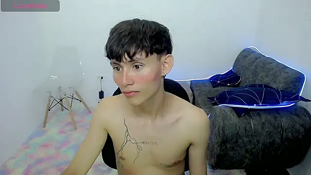 Snapshot of tanjiro_cute chatting on 01.17.25 tanjiro cute online show from 01.17.25