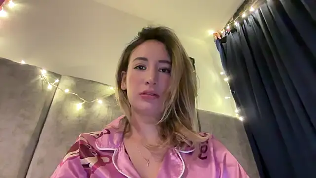 Gabby cruz  online show from 12.06.24