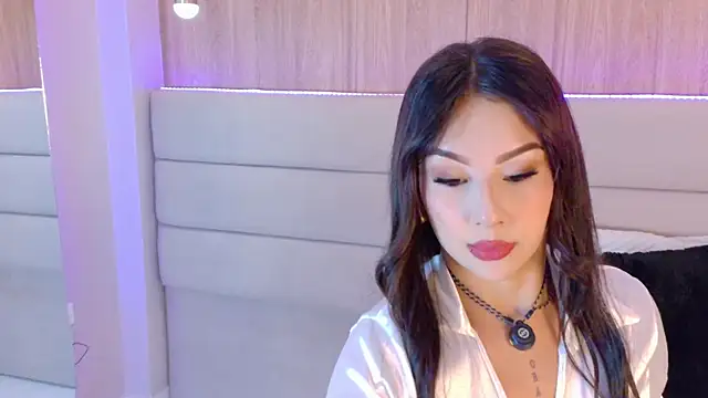 EymiCuper online show from 12.18.25