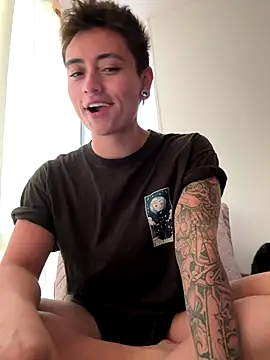 Chriss gomez2 online show from 09.28.25