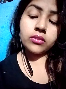 Snapshot of Love-Veronica chatting on 02.03.26 Love-Veronica online show from 02.03.26