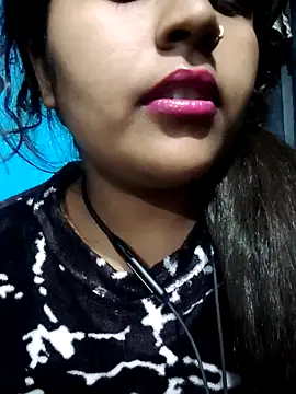 Snapshot of Love-Veronica chatting on 02.05.26 Love-Veronica online show from 02.05.26