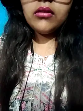 Snapshot of Love-Veronica chatting on 02.13.26 Love-Veronica online show from 02.13.26