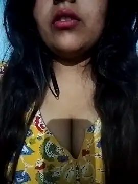 Snapshot of Love-Veronica chatting on 02.14.26 Love-Veronica online show from 02.14.26