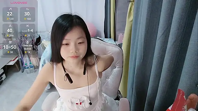 Lena-yyds online show from 10.06.25