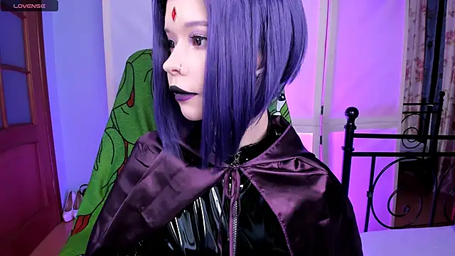 Snapshot of Lust_One_ chatting on 11.30.25 Lust One online show from 11.30.25