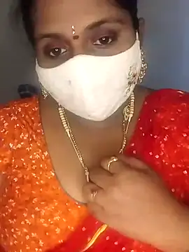 Snapshot of Sexy_Radhikaa chatting on 03.12.25 Sexy Radhikaa online show from 03.12.25