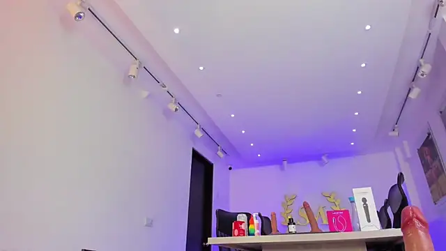 ChantalHans online show from 03.28.26