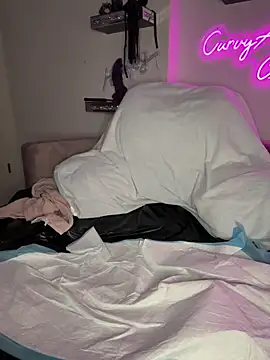 CurvyAnonymousGirl89 online show from 02.12.25