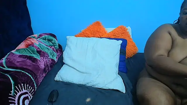 Snapshot of Fatnastyass44 chatting on 03.04.25 Fatnastyass44 online show from 03.04.25