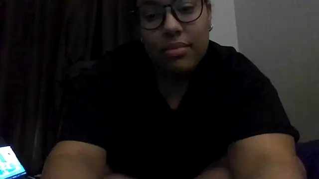 Snapshot of ariadxxx chatting on 12.09.24 ariadxxx online show from 12.09.24
