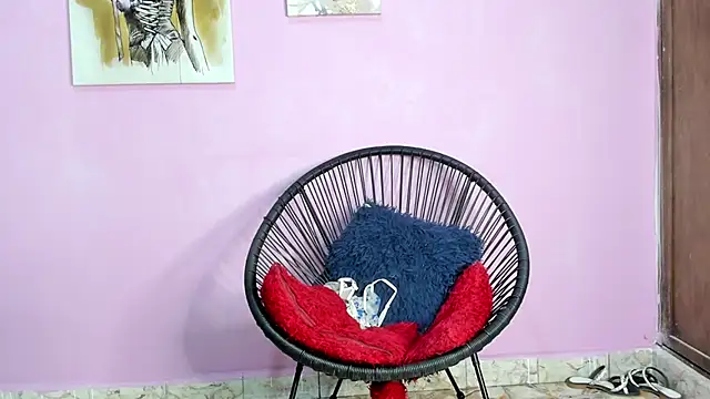 Snapshot of ZoeSmith6 chatting on 01.14.25 ZoeSmith6 online show from 01.14.25