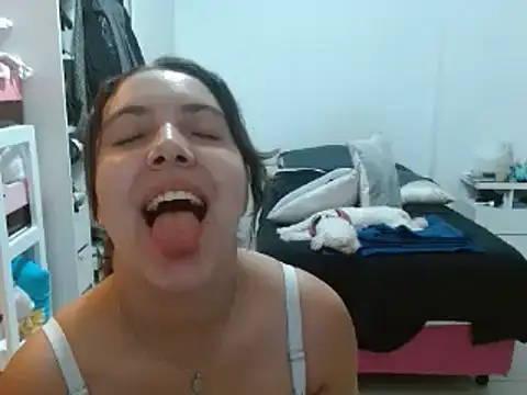 xBubblyBarbiexx online show from 01.28.25