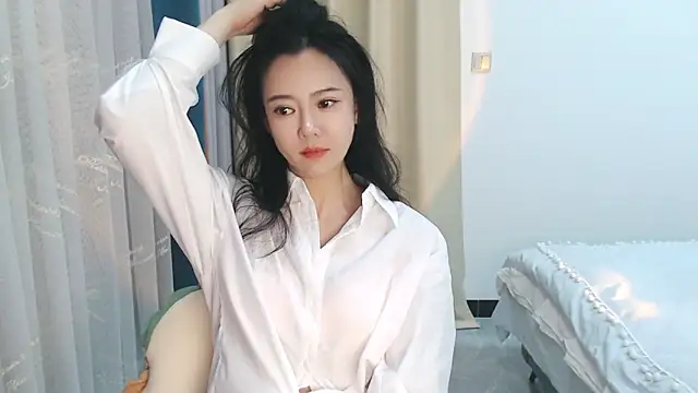 zoe-keke online show from 01.08.25