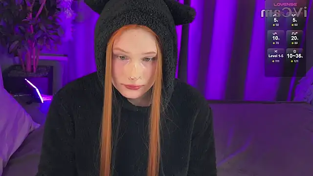 Kleo Godde online show from 02.21.25