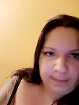 Snapshot of Szilvi93 chatting on 03.21.26 Szilvi93 online show from 03.21.26