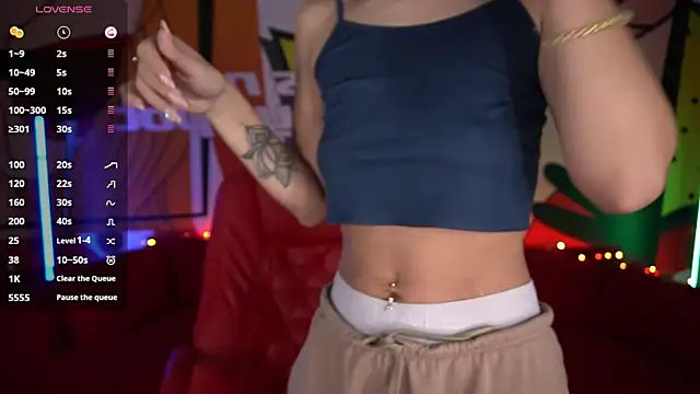 DreamyLinaa online show from 02.05.25