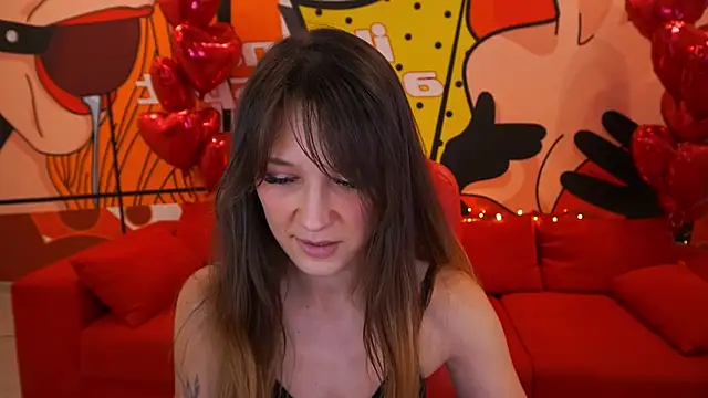 DreamyLinaa online show from 02.17.25