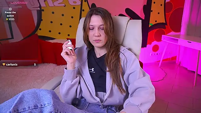 DreamyLinaa online show from 03.30.26