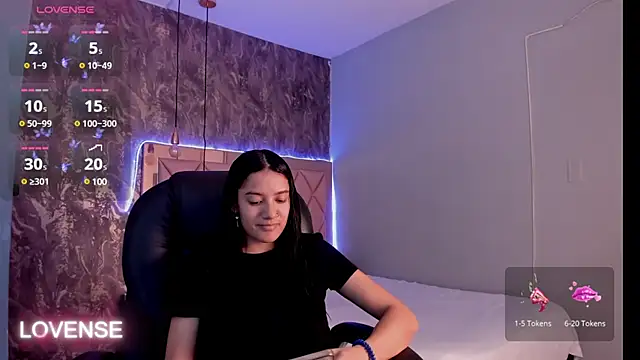 Snapshot of SKYLERWHIITEE chatting on 01.30.25 SKYLERWHIITEE online show from 01.30.25