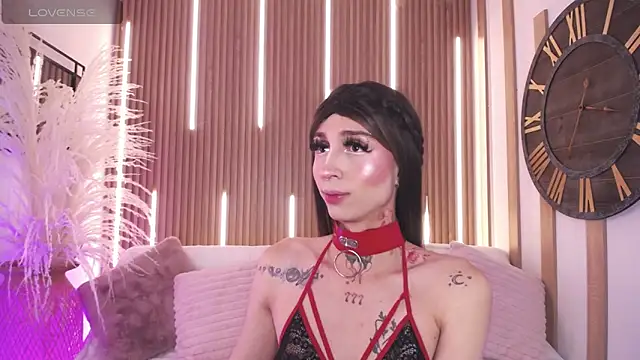 Snapshot of Aniie_Doll chatting on 12.14.25 Aniie Doll online show from 12.14.25