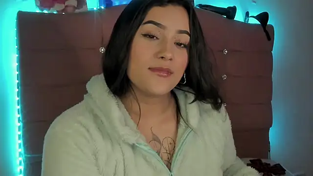 Snapshot of male_couper chatting on 12.13.24 male couper online show from 12.13.24