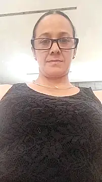 Snapshot of nicolle_milf1978 chatting on 10.06.25 nicolle milf1978 online show from 10.06.25