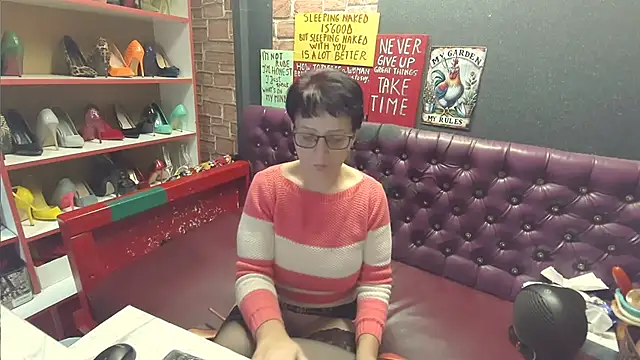 Snapshot of Lily4yourfun chatting on 12.27.24 Lily4yourfun online show from 12.27.24