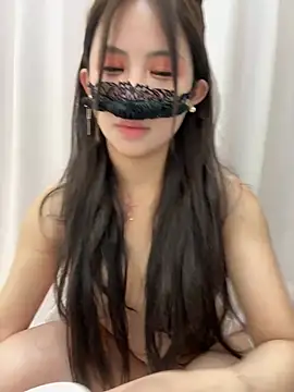 Selenaaaaa- online show from 03.04.25