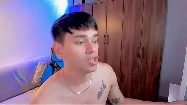 Snapshot of joe_jhon chatting on 02.21.25 joe jhon online show from 02.21.25