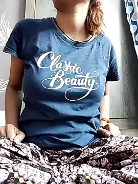 Snapshot of shalini_fire chatting on 02.22.25 shalini fire online show from 02.22.25