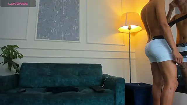 Snapshot of Jeffry_wolvess chatting on 02.12.25 Jeffry wolvess online show from 02.12.25