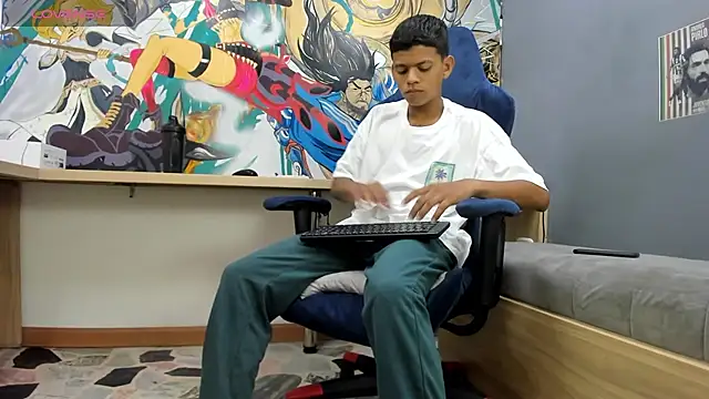 Snapshot of Jeffry_wolvess chatting on 03.15.25 Jeffry wolvess online show from 03.15.25