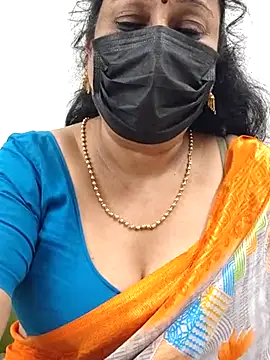 Snapshot of rekha_naier chatting on 02.12.25 rekha naier online show from 02.12.25