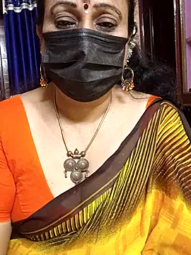 Snapshot of rekha_naier chatting on 02.21.25 rekha naier online show from 02.21.25