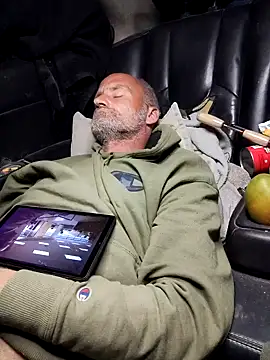 Snapshot of DatingProfile_USA_43_str8 chatting on 02.11.25 DatingProfile USA 43 str8 online show from 02.11.25