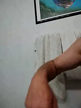 Snapshot of DatingProfile_USA_43_str8 chatting on 02.26.25 DatingProfile USA 43 str8 online show from 02.26.25