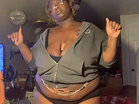 BigKittyRaven online show from 02.26.25