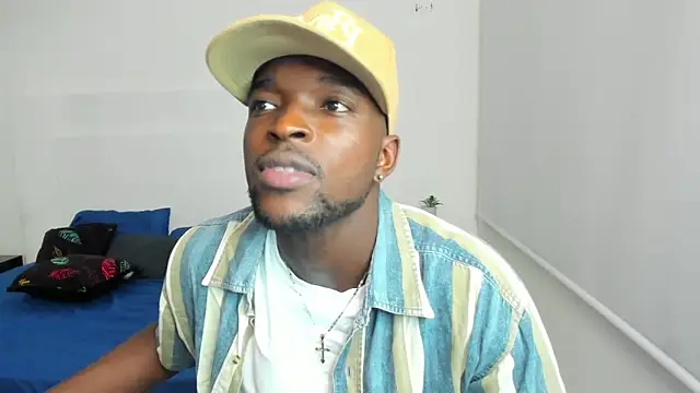 Snapshot of Dylan_Taylor chatting on 02.09.25 Dylan Taylor online show from 02.09.25