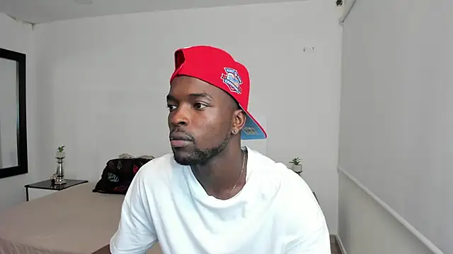 Snapshot of Dylan_Taylor chatting on 02.17.25 Dylan Taylor online show from 02.17.25