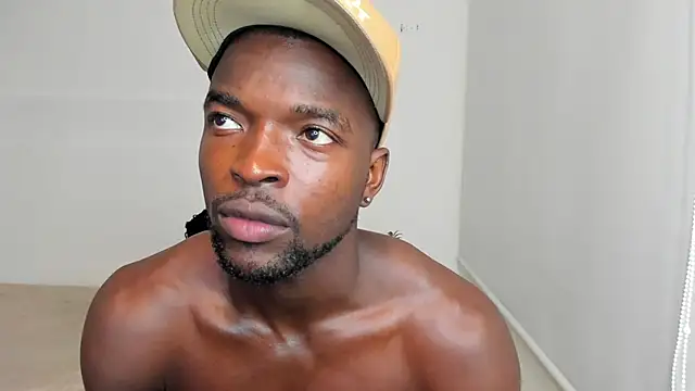 Snapshot of Dylan_Taylor chatting on 02.19.25 Dylan Taylor online show from 02.19.25