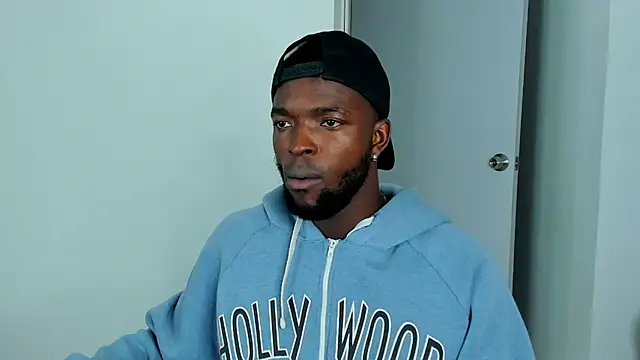 Snapshot of Dylan_Taylor chatting on 09.16.25 Dylan Taylor online show from 09.16.25