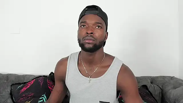 Snapshot of Dylan_Taylor chatting on 10.16.25 Dylan Taylor online show from 10.16.25