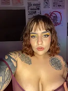 Snapshot of name_less_lulu chatting on 02.04.26 name less lulu online show from 02.04.26